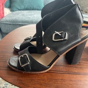 Sexy leather sandals